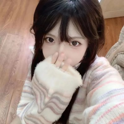 暴雨寒梅 海报